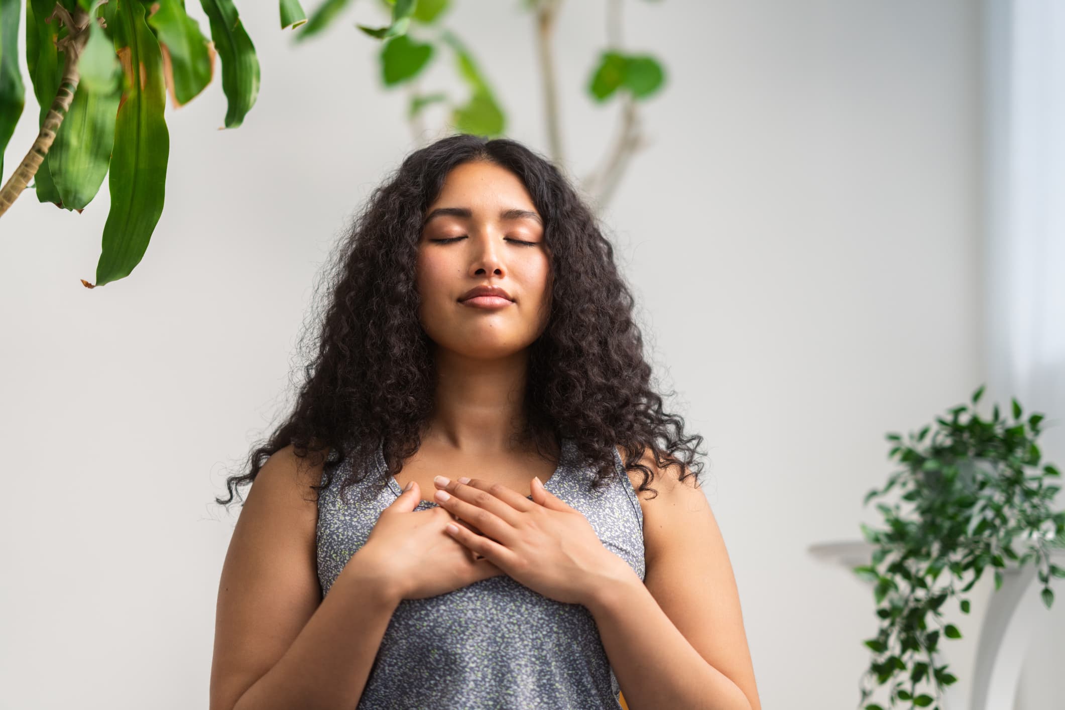 Beautiful-woman-meditating-what-is-willpower