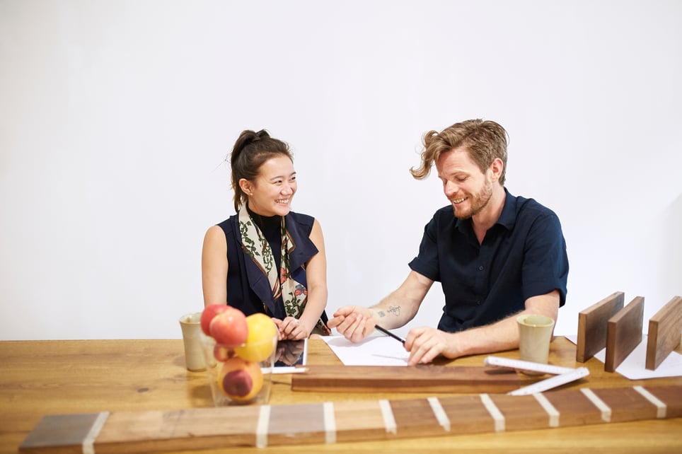 Couple-Having-Fun-At-MeetingCouple-Having-Fun-At-Meeting-how-to-improve-emotional-intelligence