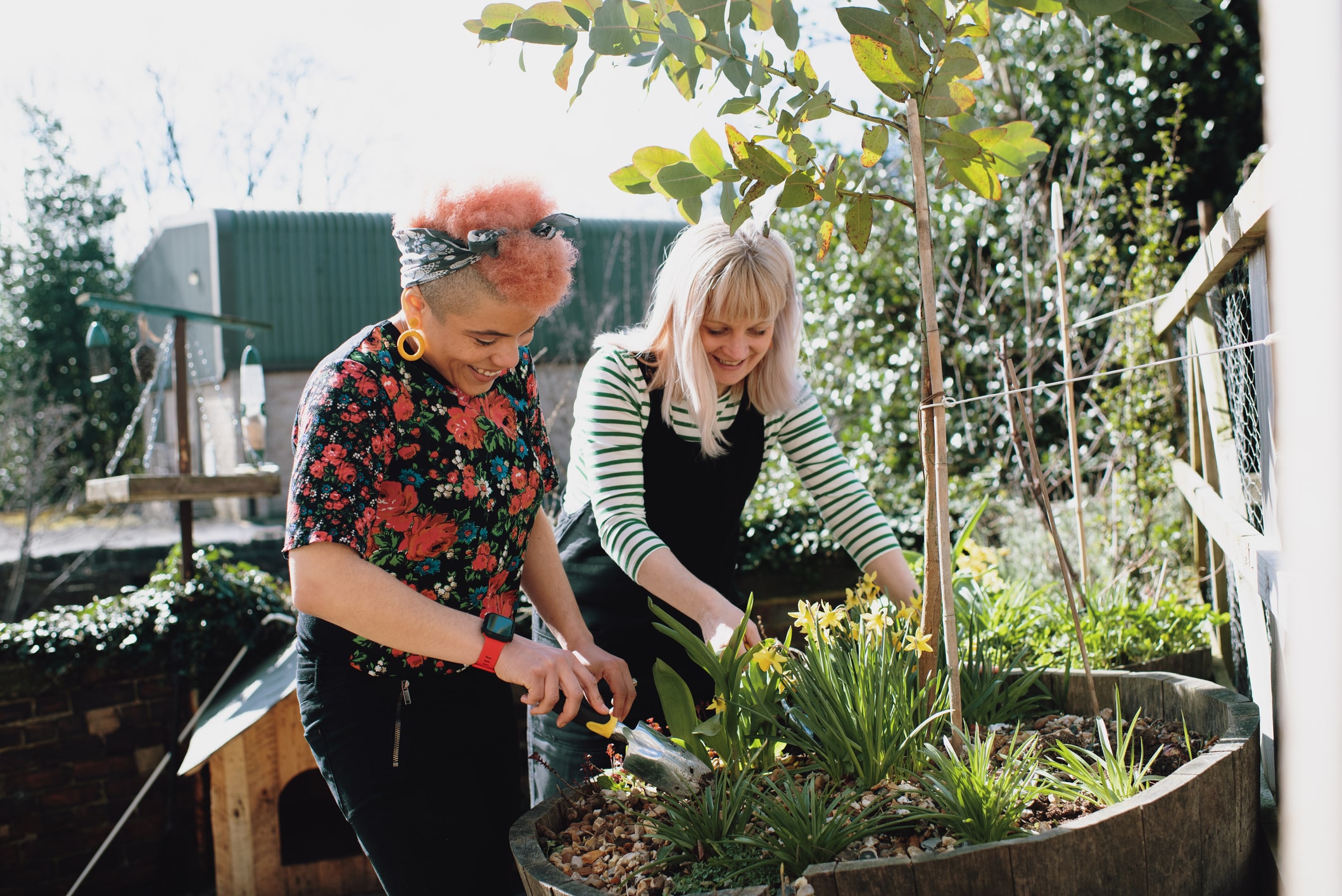 Two-women-at-home-gardening-the-importance-of-knowing-yourself