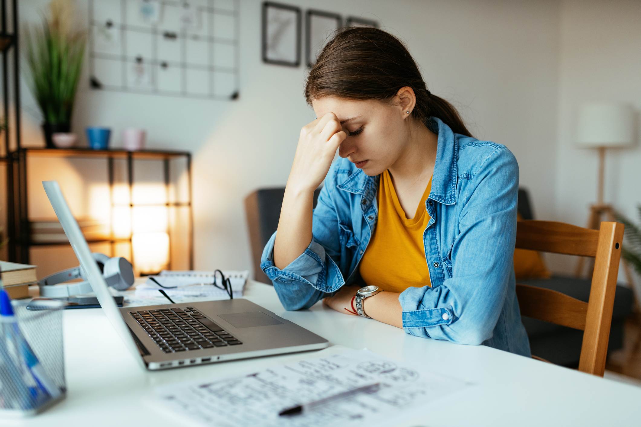 Unemployed-woman-expressing-negative-emotions-why-are-you-interested-in-this-position
