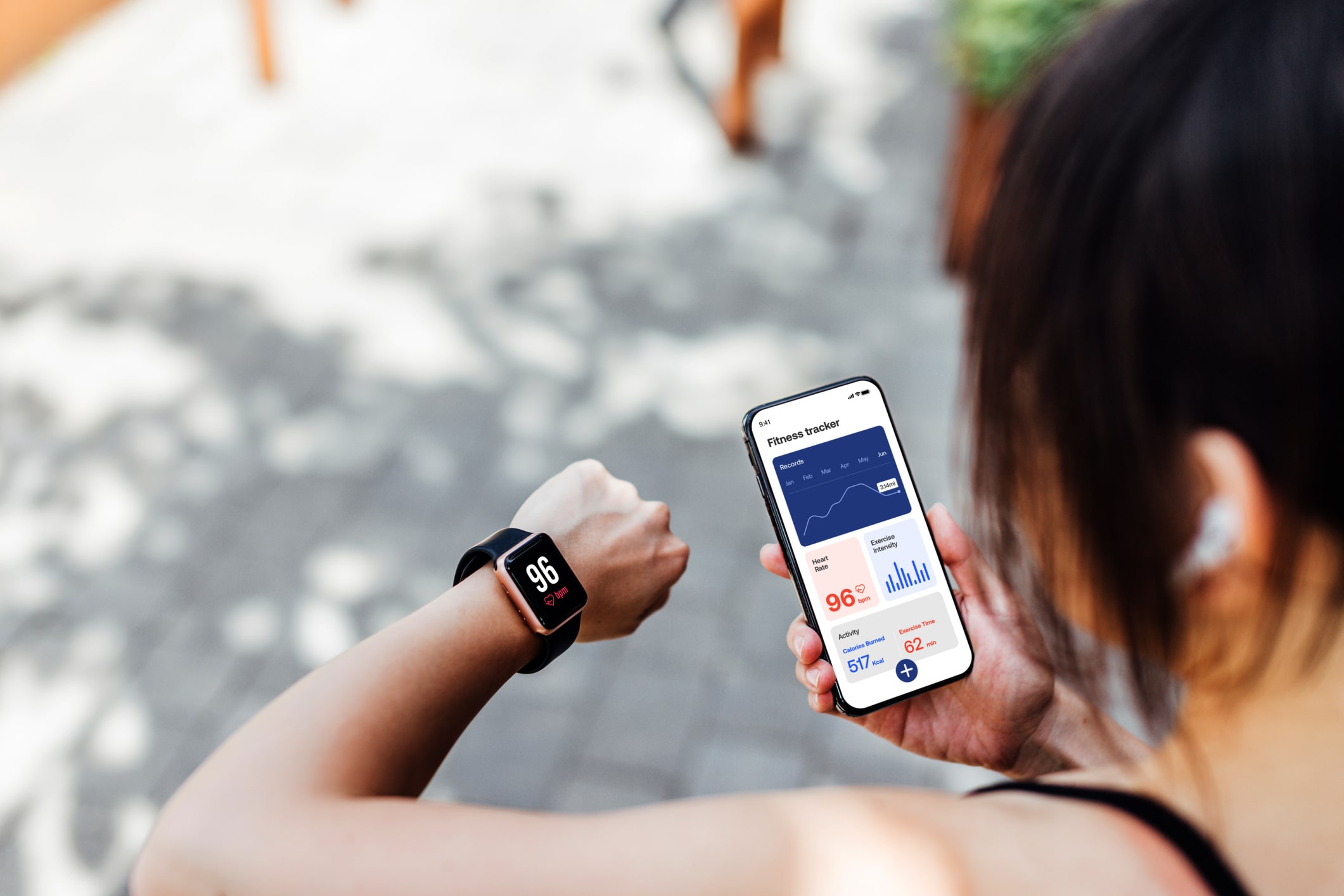 Woman-Using-Fitness-Tracker-App-how-to-improve-self-control