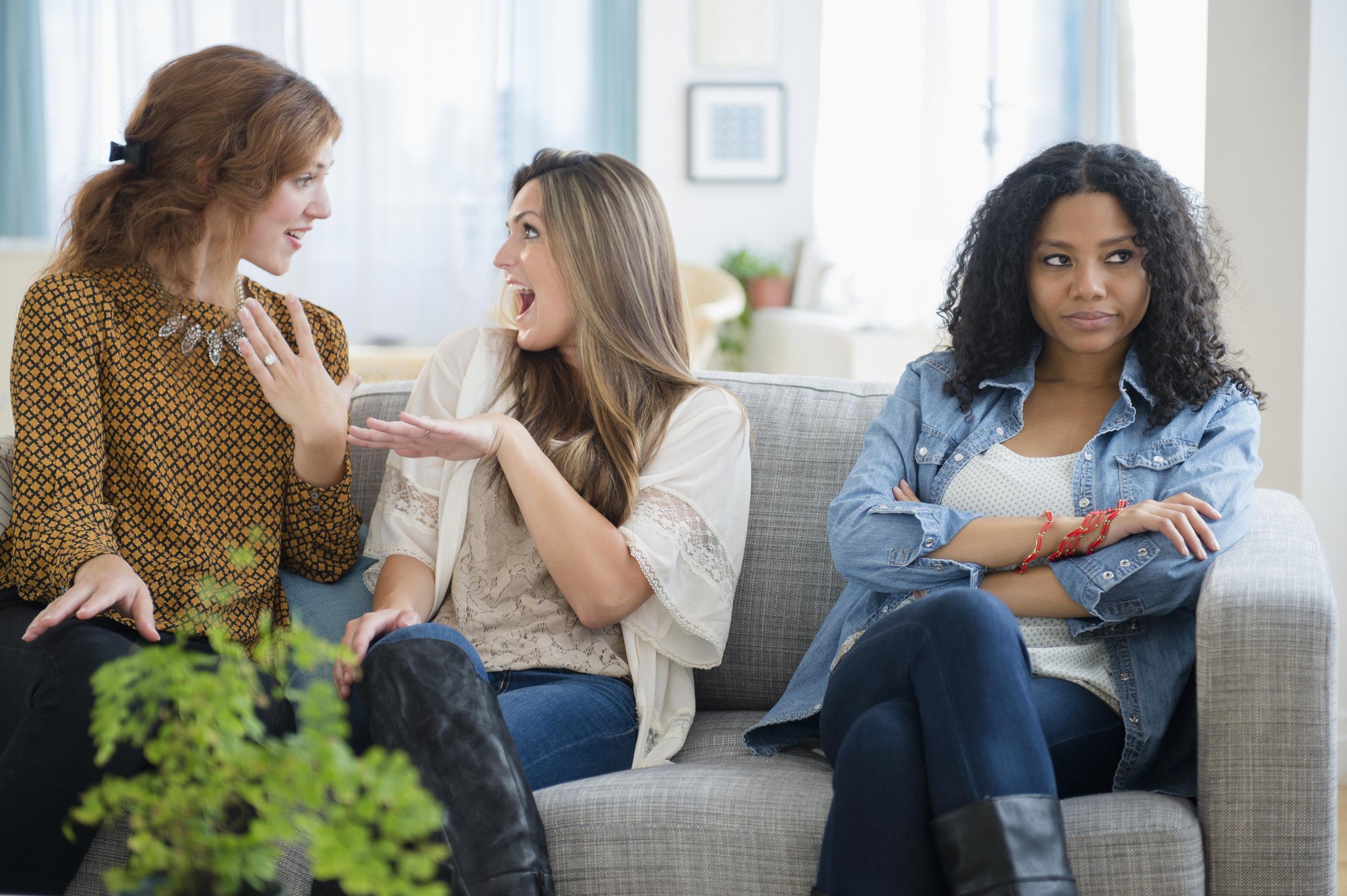 angry-woman-and-friends-how-to-focus-on-your-goals