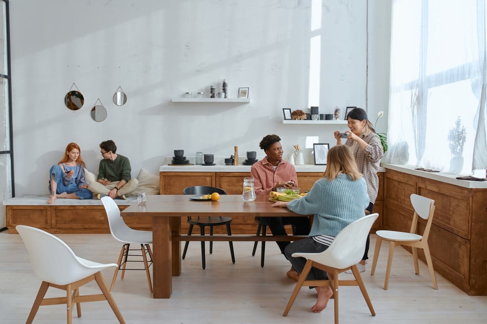 coworkers-gathered-on-the-table-1