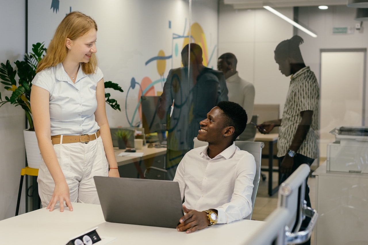 girl-talking-to-male-co-worker