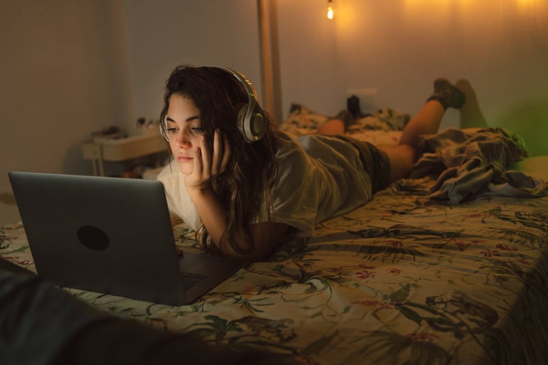 girl-watching-movies-in-bedroom-self-discovery-techniques