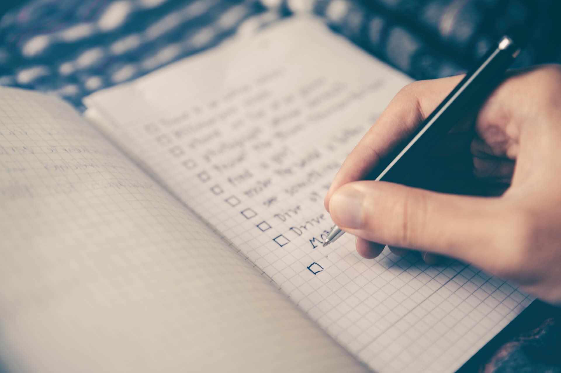 hand-writing-to-do-list-motivational-interviewing-skills