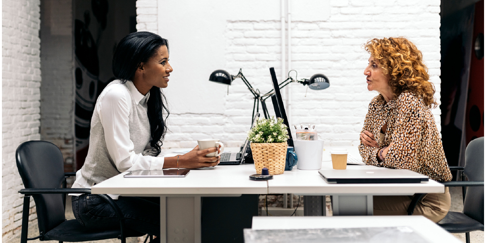 2-women-conversing-what-is-self-awareness